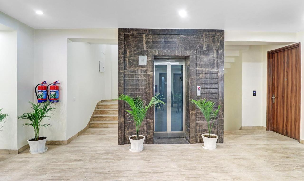 Hotel The Archer Artemis Hospital Road Sector 52 Γκουργκάον Εξωτερικό φωτογραφία