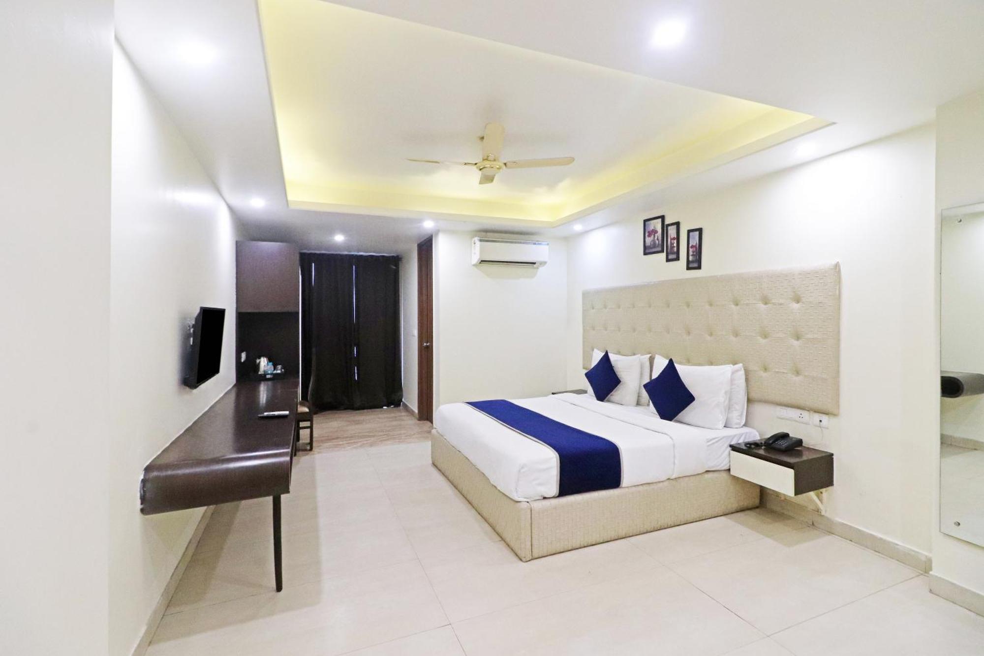 Hotel The Archer Artemis Hospital Road Sector 52 Γκουργκάον Εξωτερικό φωτογραφία