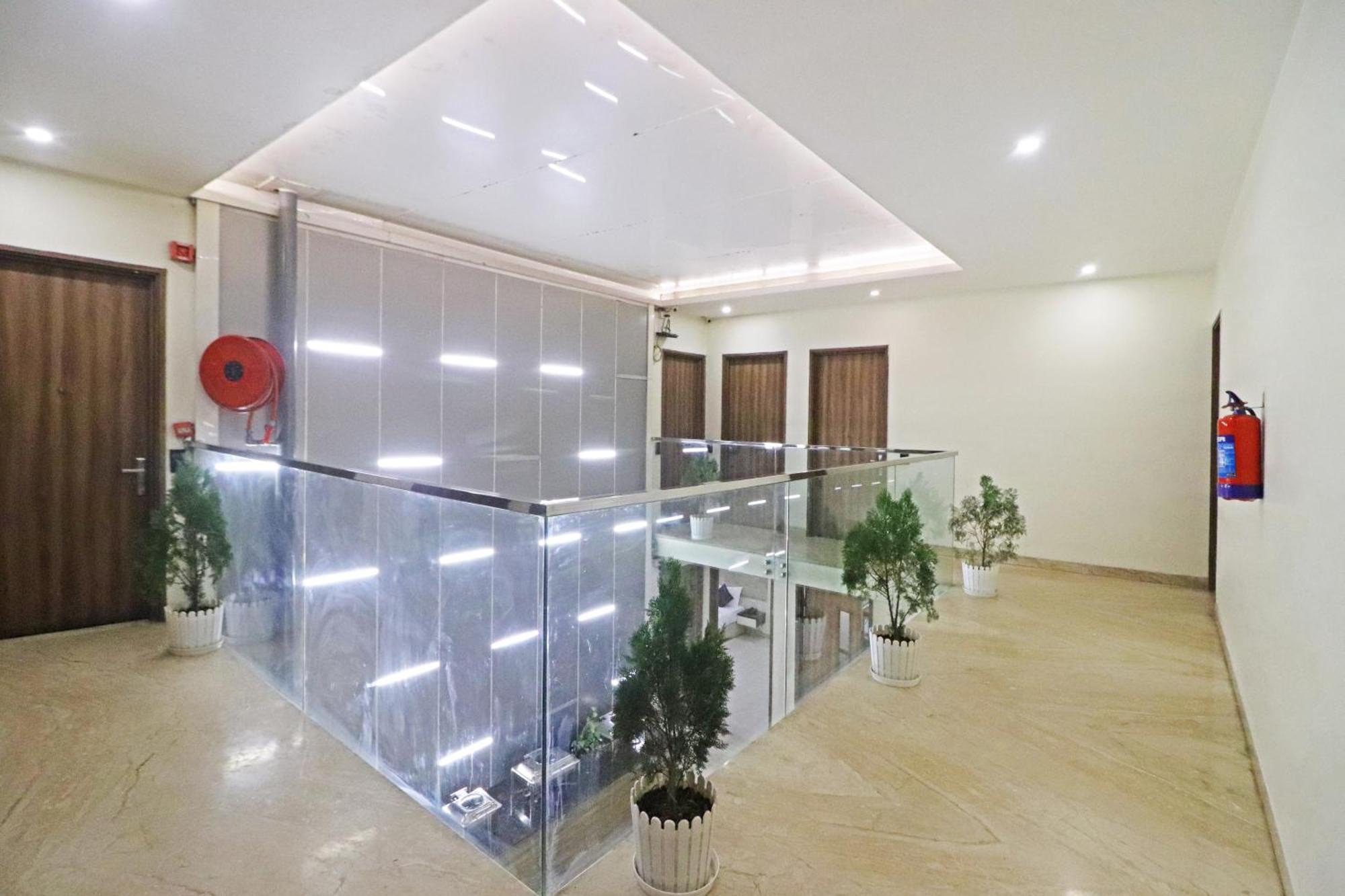 Hotel The Archer Artemis Hospital Road Sector 52 Γκουργκάον Εξωτερικό φωτογραφία