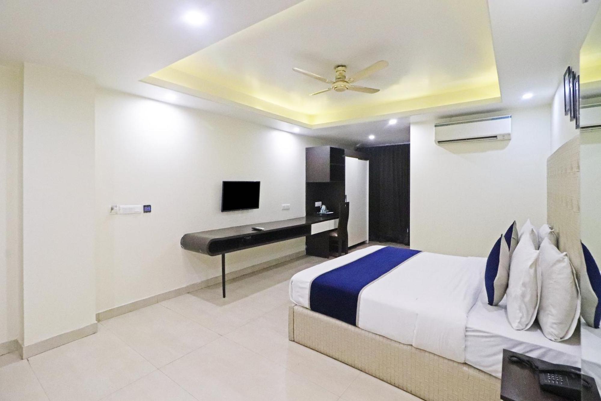 Hotel The Archer Artemis Hospital Road Sector 52 Γκουργκάον Εξωτερικό φωτογραφία
