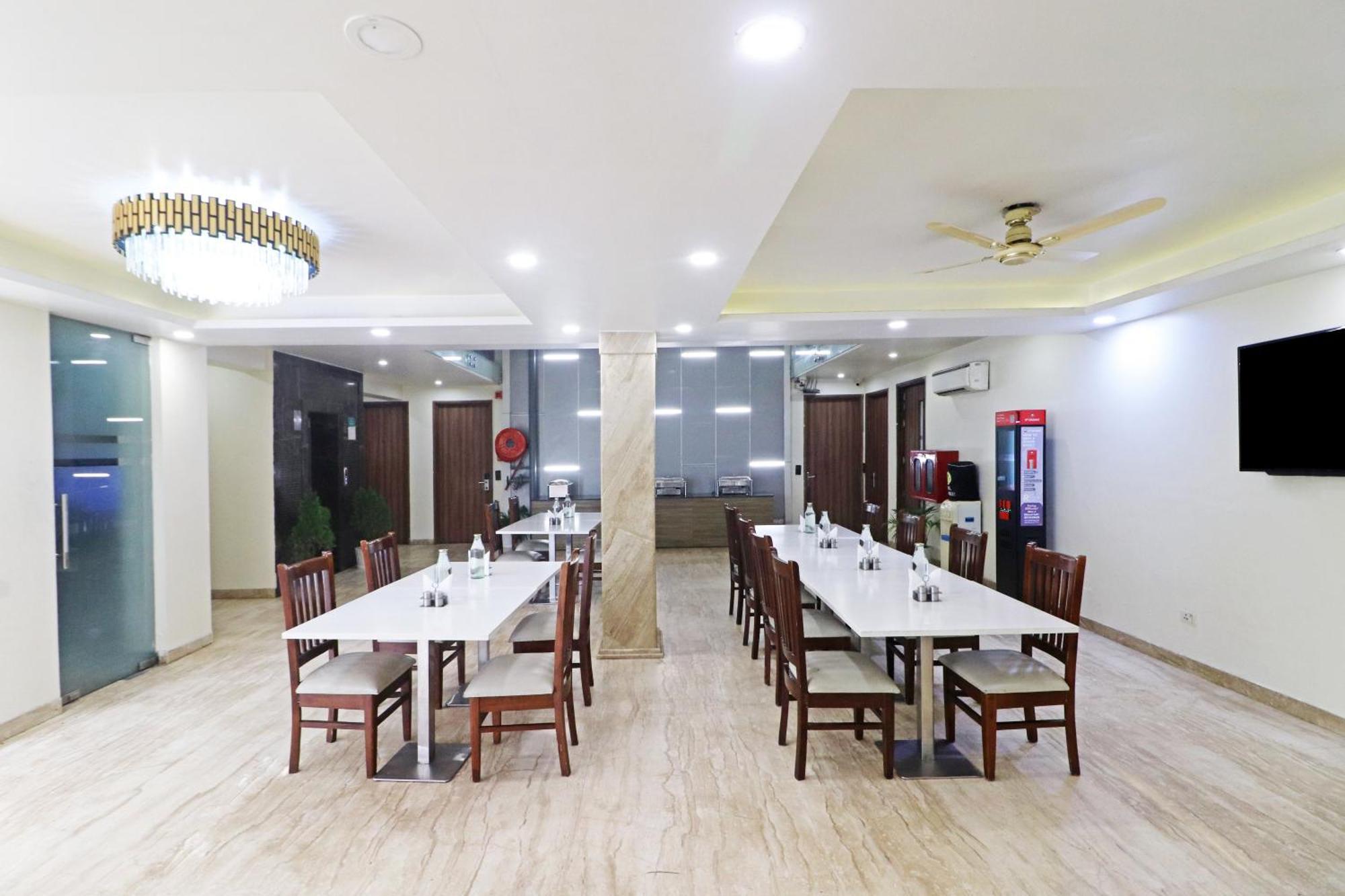Hotel The Archer Artemis Hospital Road Sector 52 Γκουργκάον Εξωτερικό φωτογραφία