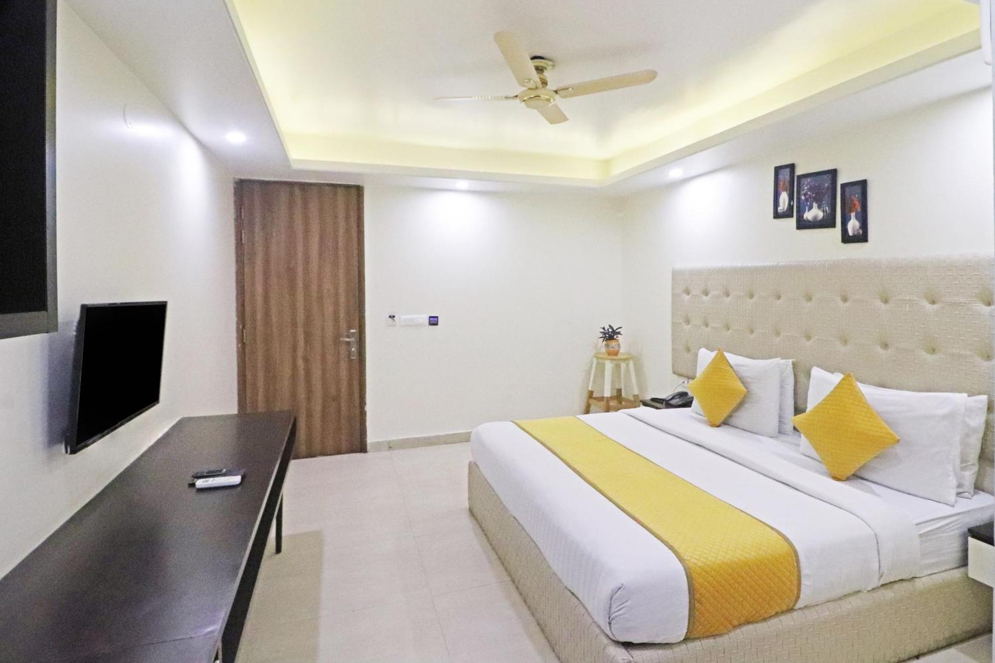 Hotel The Archer Artemis Hospital Road Sector 52 Γκουργκάον Εξωτερικό φωτογραφία