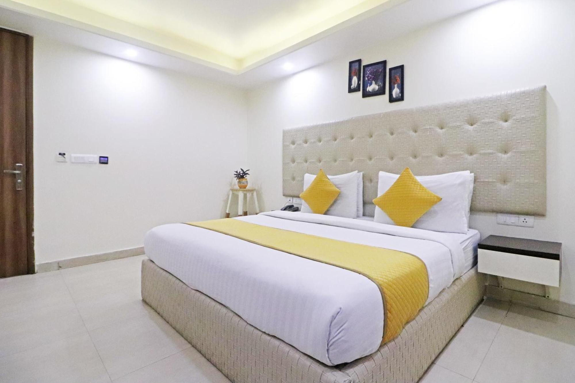 Hotel The Archer Artemis Hospital Road Sector 52 Γκουργκάον Εξωτερικό φωτογραφία